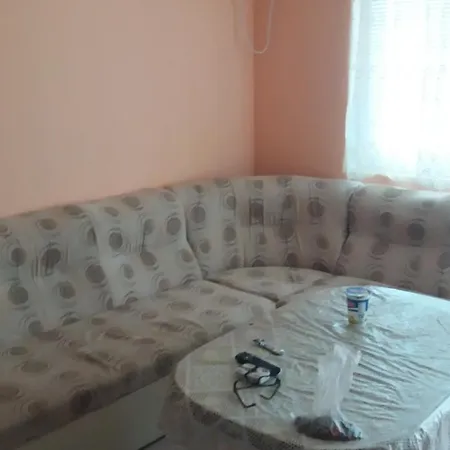아파트 Private In Sunny House Family *